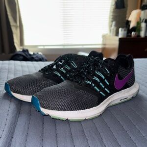 Nike Black and Purple Sneakers with Teal Accents